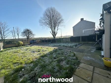 3 bedroom Semi-detached house for sale in East Lane, Doncaster, Doncaster, DN7