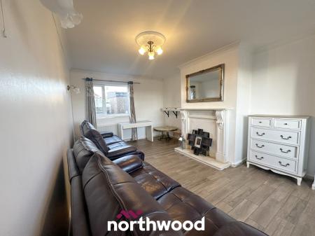 3 bedroom Semi-detached house for sale in East Lane, Doncaster, Doncaster, DN7