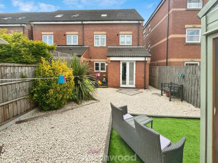 3 bedroom Semi-detached house for sale in Fountains Close, Kirk Sandall, Doncaster, DN3