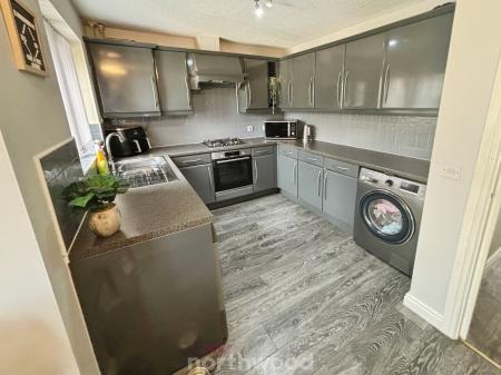 3 bedroom Semi-detached house for sale in Fountains Close, Kirk Sandall, Doncaster, DN3