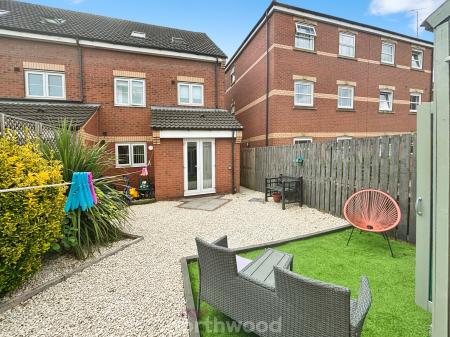 3 bedroom Semi-detached house for sale in Fountains Close, Kirk Sandall, Doncaster, DN3
