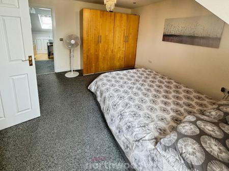 3 bedroom Semi-detached house for sale in Fountains Close, Kirk Sandall, Doncaster, DN3