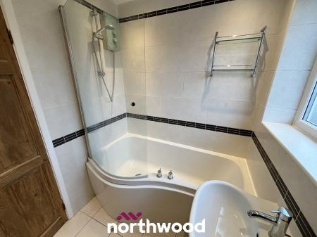 3 bedroom Semi-detached house for sale in Grange Avenue, Hatfield, Doncaster, DN7
