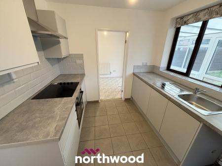 3 bedroom Semi-detached house for sale in Grange Avenue, Hatfield, Doncaster, DN7