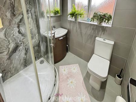 3 bedroom Detached house for sale in Grange Avenue, Hatfield, Doncaster, DN7