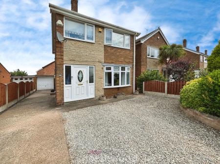 3 bedroom Detached house for sale in Grange Avenue, Hatfield, Doncaster, DN7