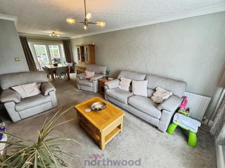 3 bedroom Detached house for sale in Grange Avenue, Hatfield, Doncaster, DN7