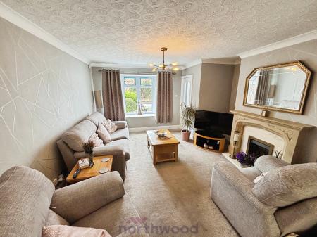 3 bedroom Detached house for sale in Grange Avenue, Hatfield, Doncaster, DN7