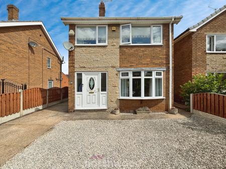 3 bedroom Detached house for sale in Grange Avenue, Hatfield, Doncaster, DN7