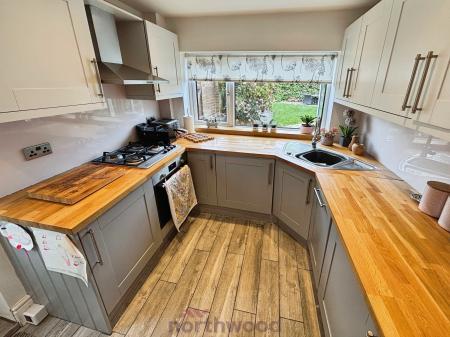 3 bedroom Detached house for sale in Grange Avenue, Hatfield, Doncaster, DN7