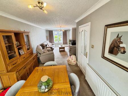 3 bedroom Detached house for sale in Grange Avenue, Hatfield, Doncaster, DN7