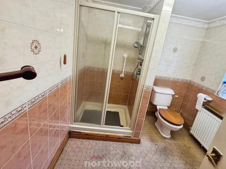 2 bedroom Semi-detached house for sale in High Street, Dunsville, Doncaster, DN7