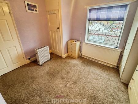 2 bedroom Semi-detached house for sale in High Street, Dunsville, Doncaster, DN7
