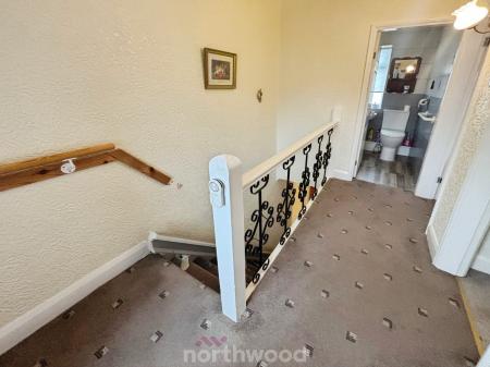 2 bedroom Semi-detached house for sale in High Street, Dunsville, Doncaster, DN7