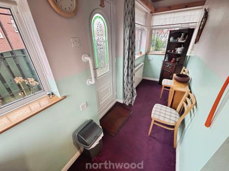 2 bedroom Semi-detached house for sale in High Street, Dunsville, Doncaster, DN7