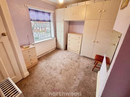 2 bedroom Semi-detached house for sale in High Street, Dunsville, Doncaster, DN7