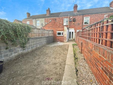 3 bedroom Terraced House for sale in Kenneth Avenue, Stainforth, Doncaster, DN7