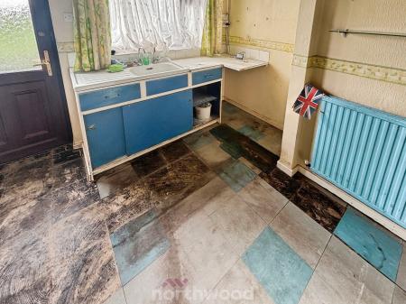 2 bedroom Bungalow for sale in Lings Lane, Hatfield, Doncaster, DN7