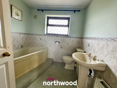 3 bedroom Detached house for sale in Main Street, Fishlake, Doncaster, DN7