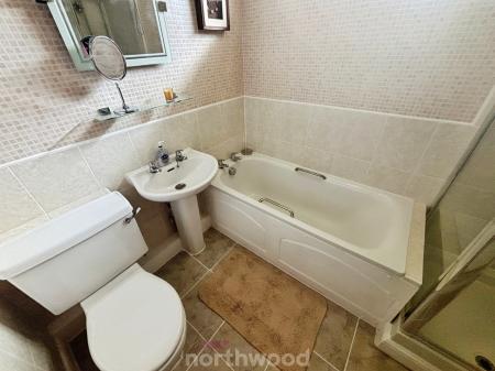 2 bedroom Bungalow for sale in Millard Avenue, Hatfield, Doncaster, DN7