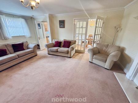 2 bedroom Bungalow for sale in Millard Avenue, Hatfield, Doncaster, DN7