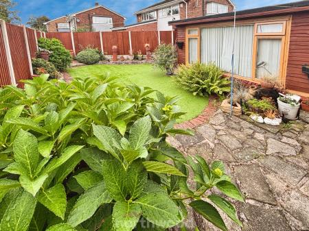 3 bedroom Semi-detached house for sale in Millard Avenue, Hatfield, Doncaster, DN7