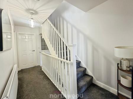 2 bedroom Maisonette for sale in Paddock Way, Hatfield, Doncaster, DN7