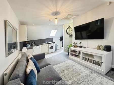 2 bedroom Maisonette for sale in Paddock Way, Hatfield, Doncaster, DN7