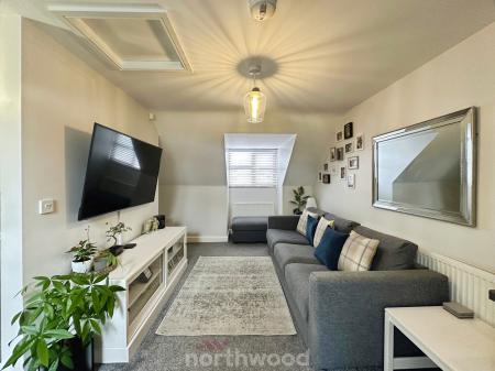 2 bedroom Maisonette for sale in Paddock Way, Hatfield, Doncaster, DN7