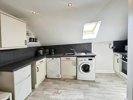 2 bedroom Maisonette for sale in Paddock Way, Hatfield, Doncaster, DN7