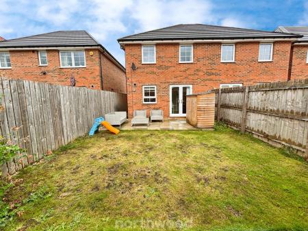 3 bedroom Semi-detached house for sale in Saxon Avenue, Doncaster, Doncaster, DN7
