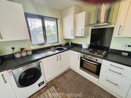 2 bedroom Bungalow for sale in St Marys Drive, Dunsville, Doncaster, DN7