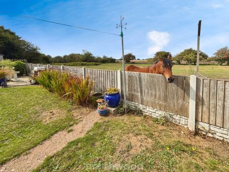 2 bedroom Bungalow for sale in St Marys Drive, Dunsville, Doncaster, DN7