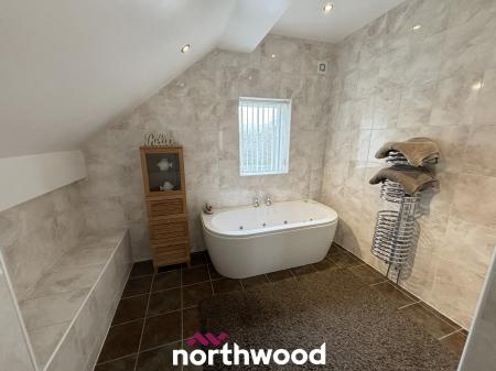 3 bedroom Semi-detached house for sale in Victoria Avenue, Hatfield, Doncaster, DN7