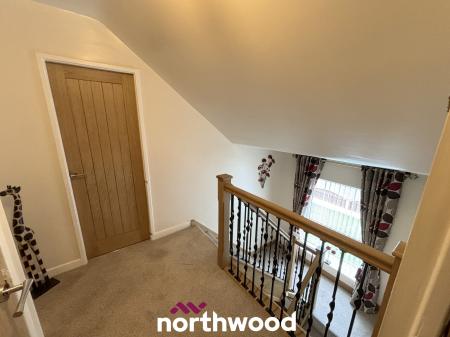 3 bedroom Semi-detached house for sale in Victoria Avenue, Hatfield, Doncaster, DN7