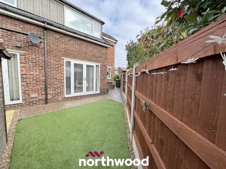 3 bedroom Semi-detached house for sale in Victoria Avenue, Hatfield, Doncaster, DN7