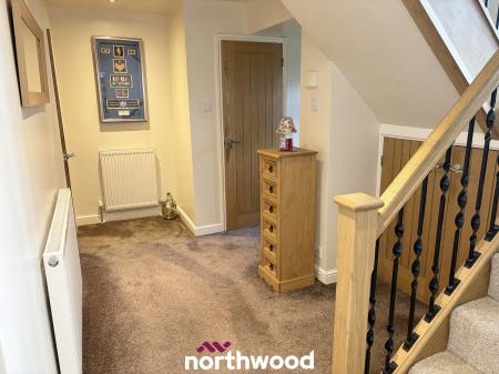 3 bedroom Semi-detached house for sale in Victoria Avenue, Hatfield, Doncaster, DN7