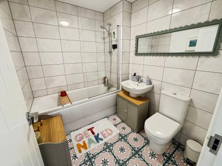 3 bedroom Semi-detached house for sale in Viking Way, Hatfield, Doncaster, DN7