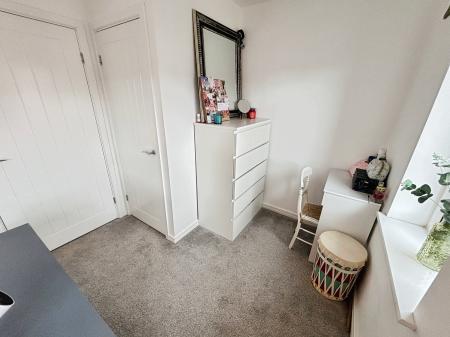 3 bedroom Semi-detached house for sale in Viking Way, Hatfield, Doncaster, DN7