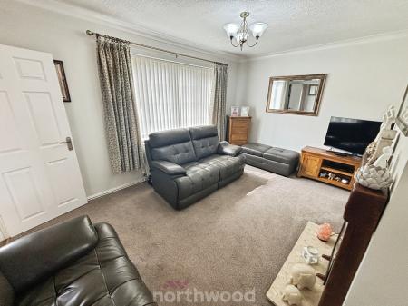 2 bedroom Semi-detached house for sale in West Avenue, Stainforth, Doncaster, DN7