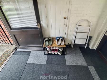 2 bedroom Semi-detached house for sale in West Avenue, Stainforth, Doncaster, DN7