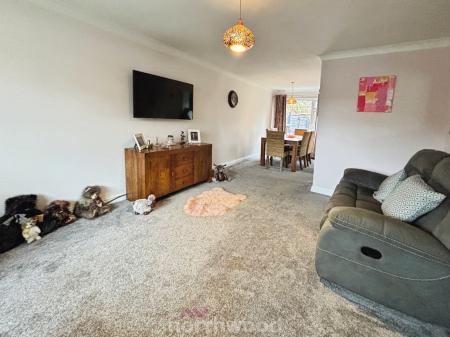 3 bedroom Semi-detached house for sale in Amanda Drive, Hatfield, Doncaster, DN7