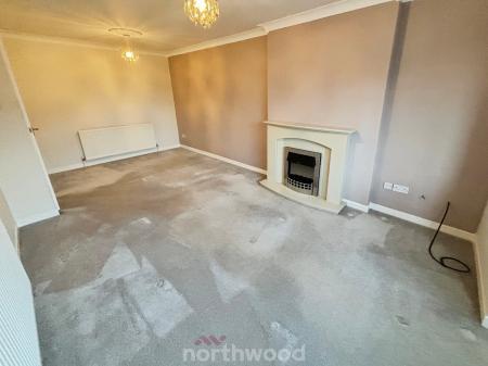 2 bedroom Bungalow for sale in Homestead Garth, Hatfield, Doncaster, DN7