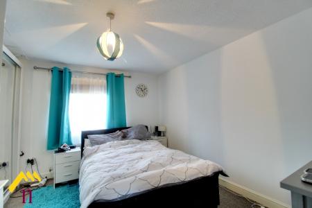 2 bedroom Semi-detached house to let in Ashton Drive, Kirk Sandall, Doncaster, DN3