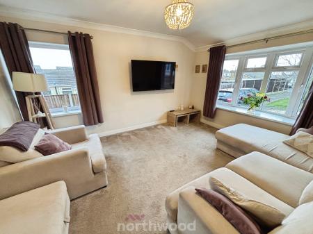 2 bedroom Bungalow for sale in Blenheim Close, Hatfield, Doncaster, DN7