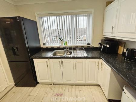 2 bedroom Bungalow for sale in Blenheim Close, Hatfield, Doncaster, DN7