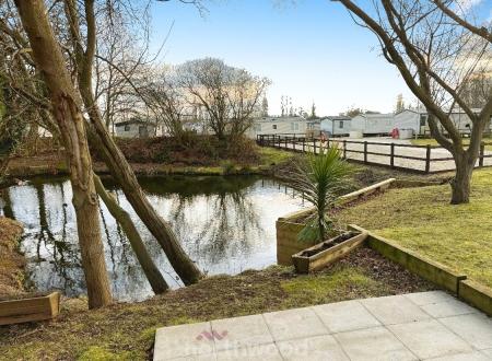 2 bedroom Park home for sale in 7 Lakes Country Park, Crowle, DN17