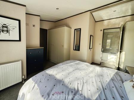 2 bedroom Park home for sale in 7 Lakes Country Park, Crowle, DN17