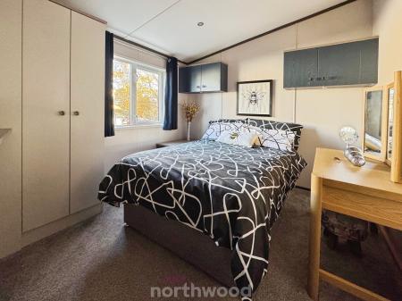 2 bedroom Park home for sale in 7 Lakes Country Park, Crowle, DN17