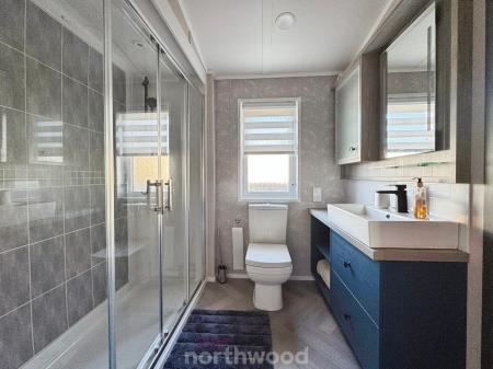 2 bedroom Park home for sale in 7 Lakes Country Park, Crowle, DN17